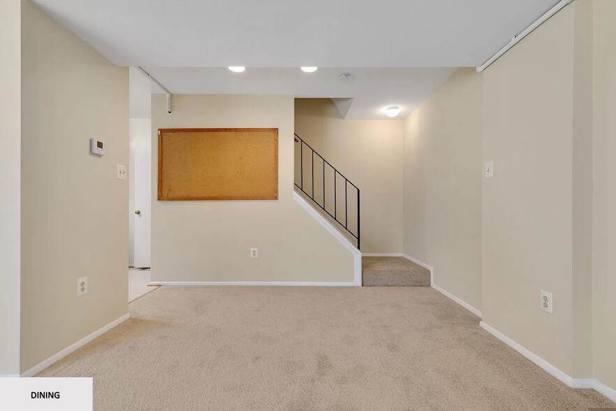 Building Photo - 4835 Berwyn House Rd