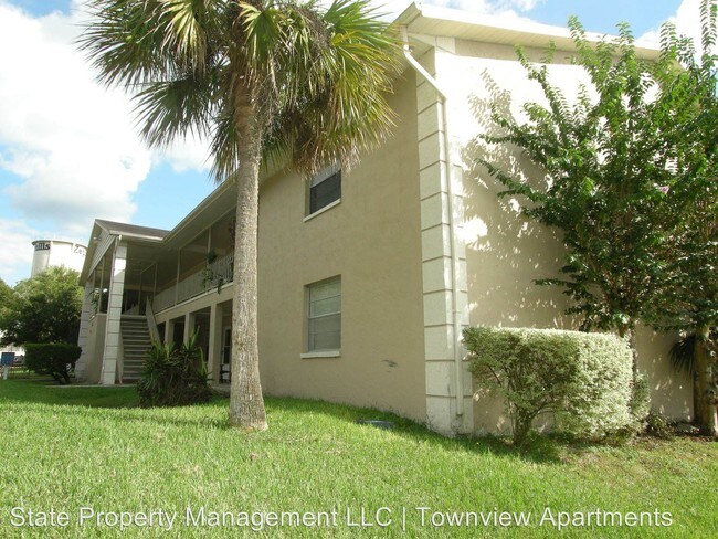 Building Photo - 38112 Townview Ave
