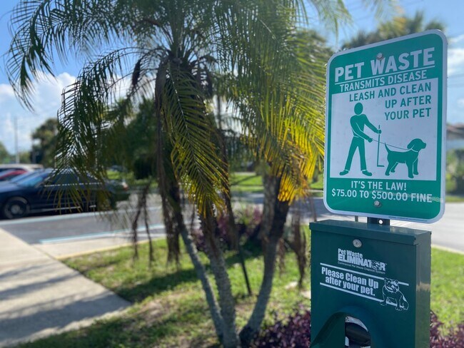 Building Photo - Great Location! 2 Bedroom/2 Bath, 1st Floor Condominium in Winter Park!