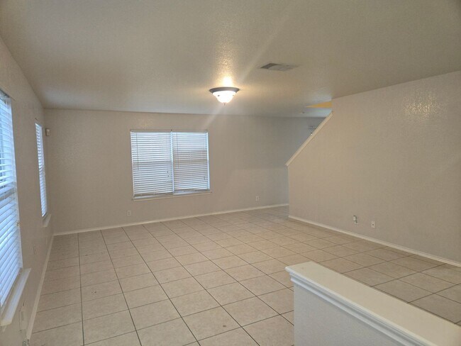 Building Photo - 6515 Kestrel Ln