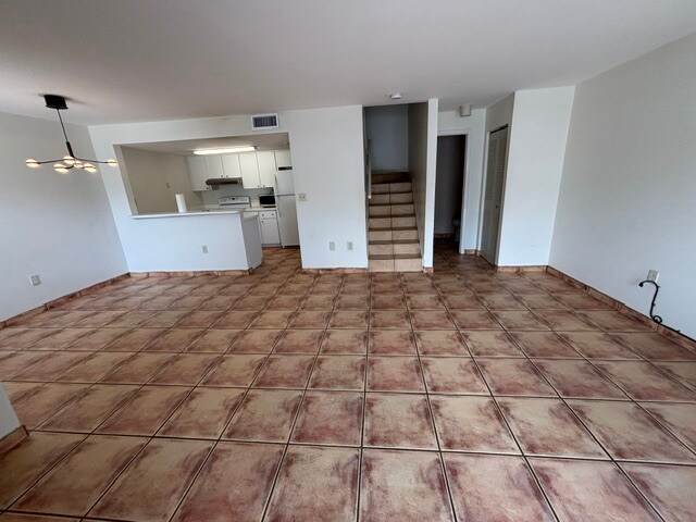 Building Photo - 6850 SW 45th Ln