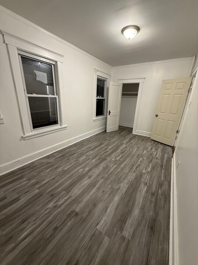 Building Photo - 16 N 7th St