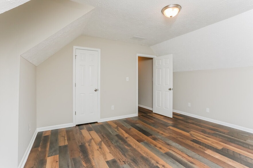 Building Photo - 430 Ashley Way