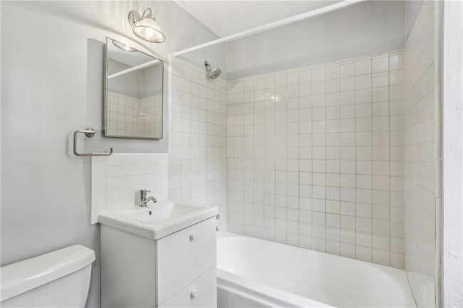 Building Photo - 1304 Conway Rd