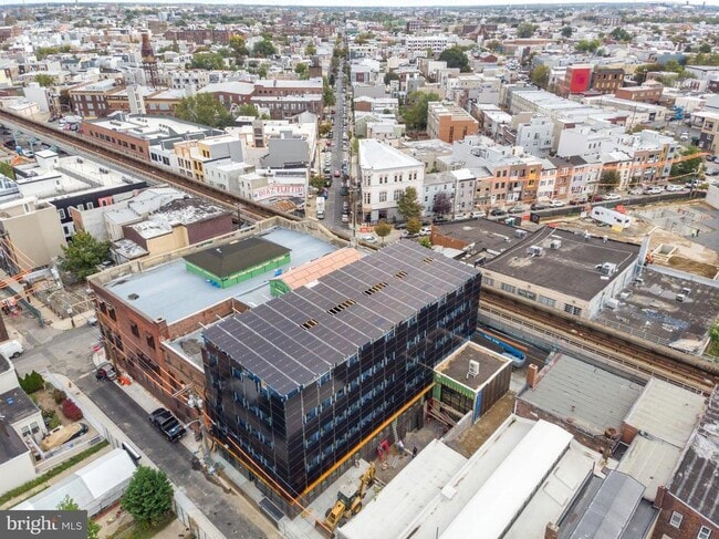 Building Photo - 1942 N Front St