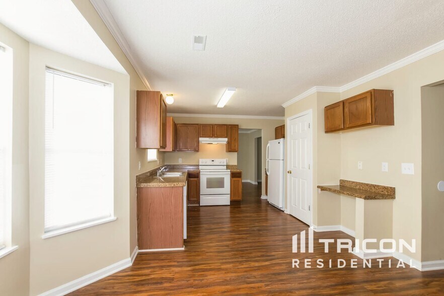 Building Photo - 7 Barnley Ct
