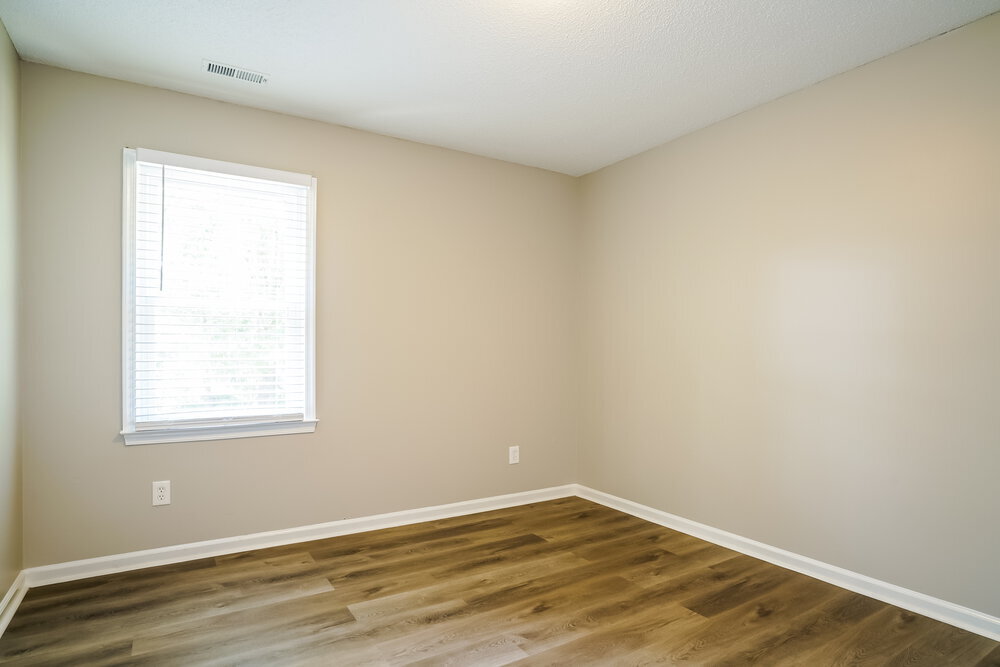Building Photo - 1716 Netherfield Ln