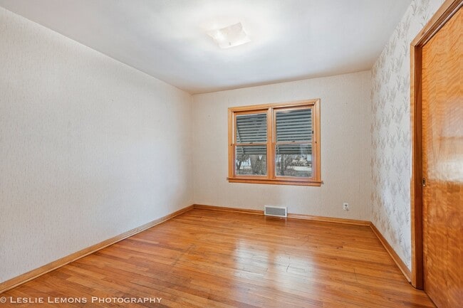 Building Photo - 815 N Ellsworth St