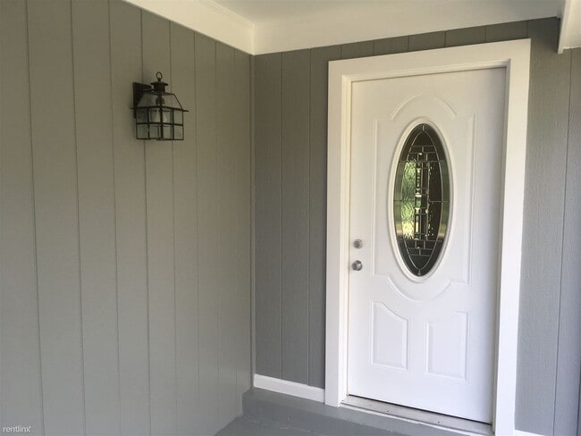 Primary Photo - 3 br, 2 bath House - 9315 Tiverton Way