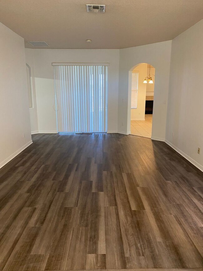 Building Photo - Pool Home for Rent