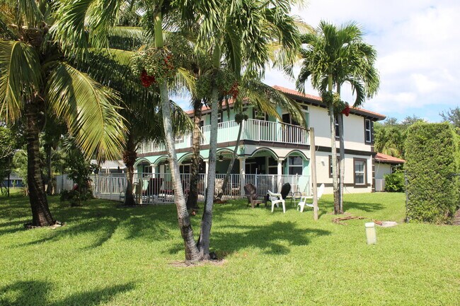 Building Photo - 13847 Geranium Pl