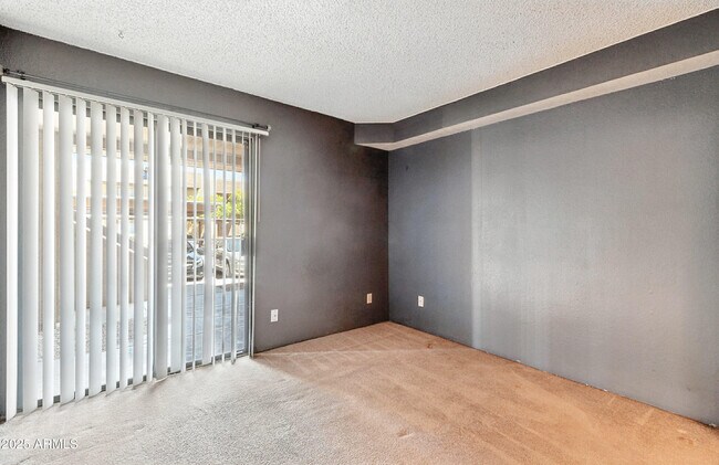 Building Photo - 3601 W Tierra Buena Ln