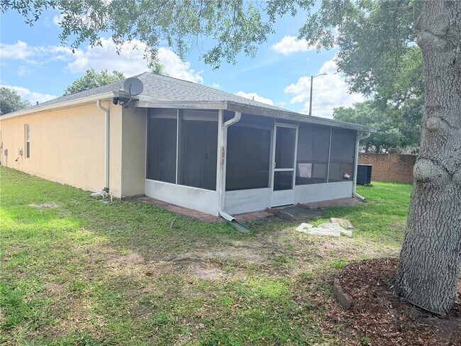 Building Photo - 16686 Corner Cove Way