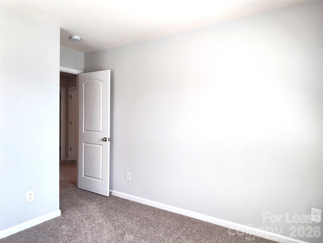 Building Photo - 15257 Wrights Crossing Dr