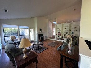 Building Photo - Light Filled 4 Bedroom 2.5 Bathroom Two-St...