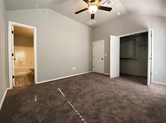 Building Photo - Stunning home for rent