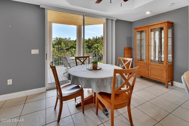 Building Photo - 4623 Rivers Edge Village Ln