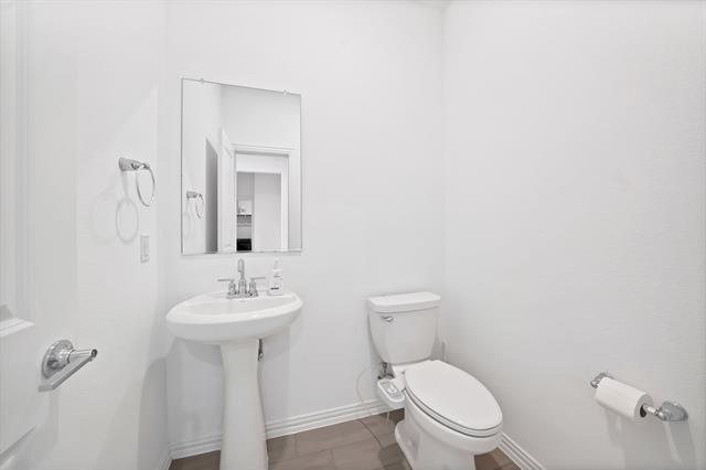 Building Photo - 1216 Sassafras Dr