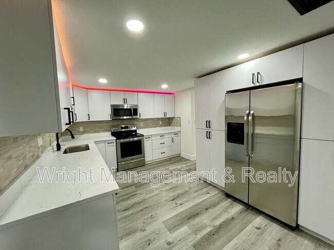 Building Photo - 3314 Trask Dr