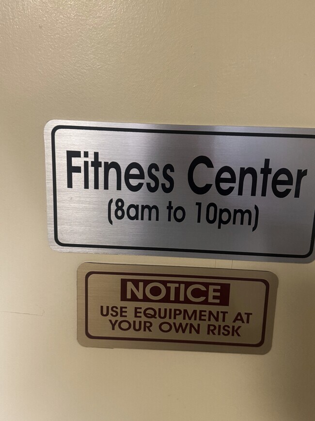 Building Photo - 3901 Tunlaw Rd NW