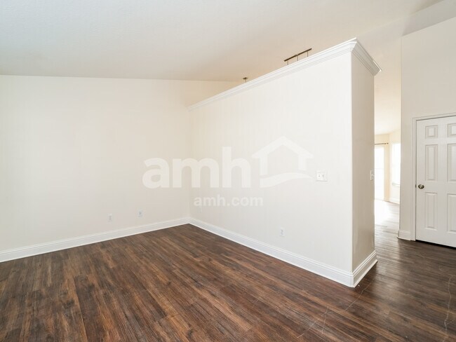 Building Photo - 2039 E 7550 S