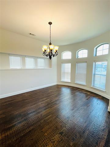 Building Photo - 2123 Victoria Ln