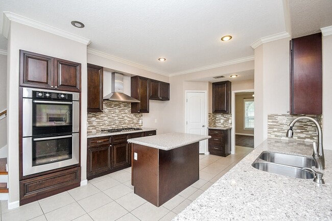 Building Photo - 6223 Presidio Canyon Dr