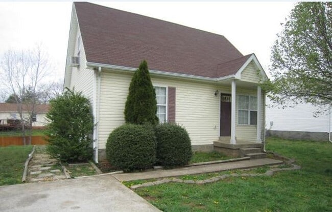 Primary Photo - 3 Bedroom Pet friendly Home For Rent Near ...