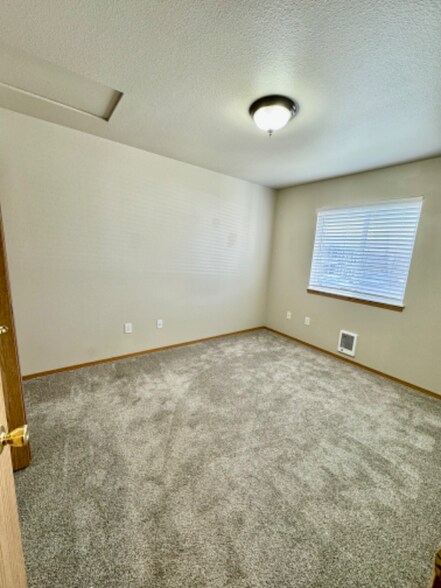 Building Photo - 1805 Wyoming St