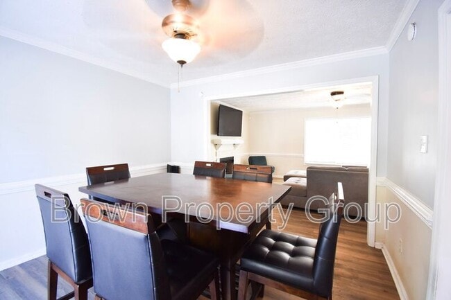 Building Photo - 624 Porter Rd