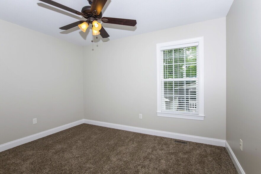 Building Photo - 1269 Pressley Downs Dr SE