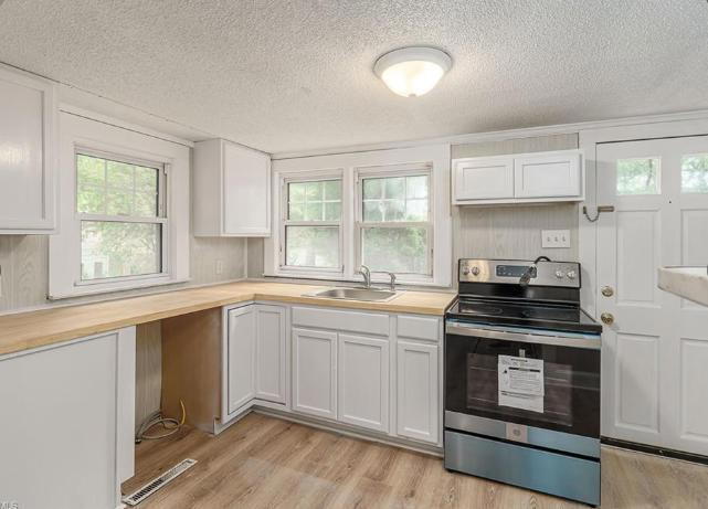 Building Photo - "Charming 2-Bedroom Gem on Junia Avenue – Cozy Living in Winston-Salem!" Available on 07/20/2026