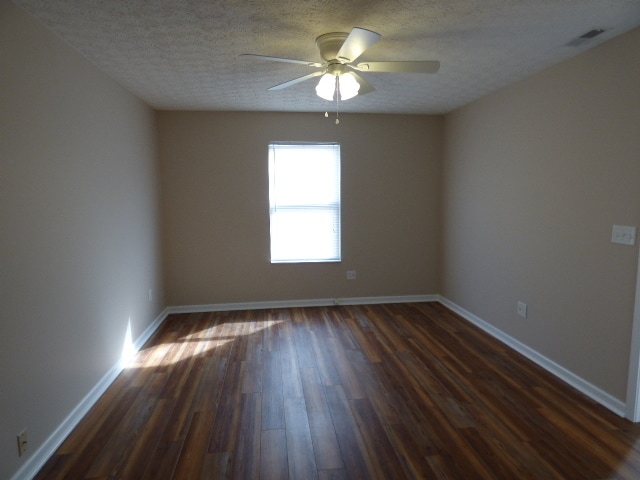 Building Photo - Chatterton Commons Condo