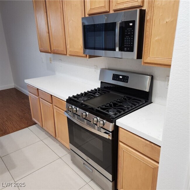 Building Photo - 10680 Congaree St