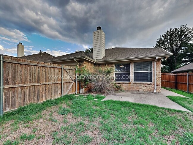 Building Photo - 11364 Lockshire Dr