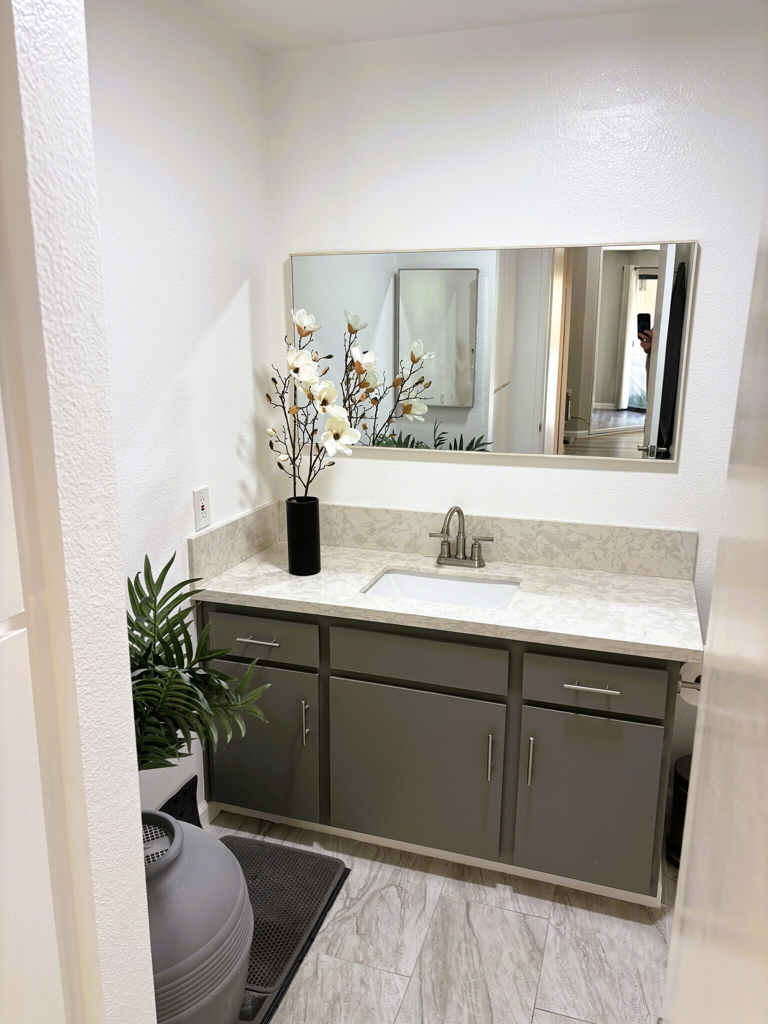 Building Photo - 4589 Via Marisol