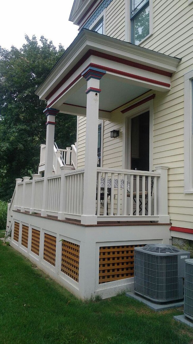 Building Photo - 624 NY-22