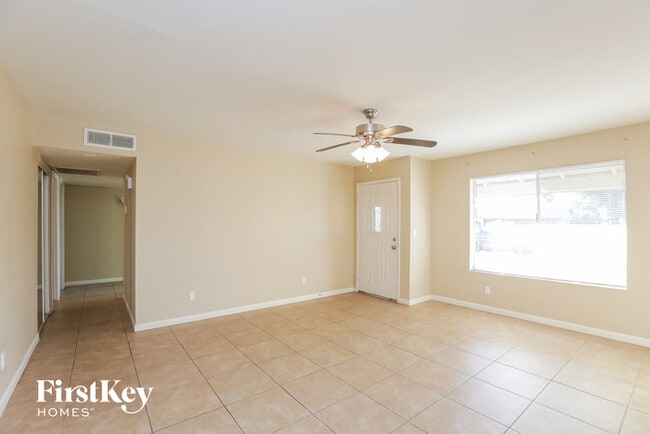 Building Photo - 4434 W Mountain View Rd