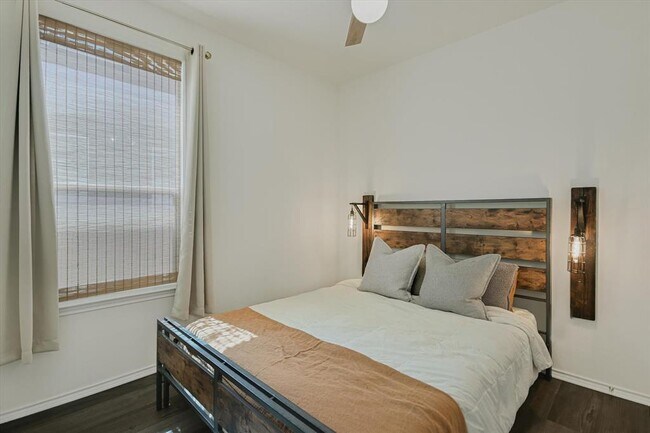 Building Photo - 7216 Kilday Cv