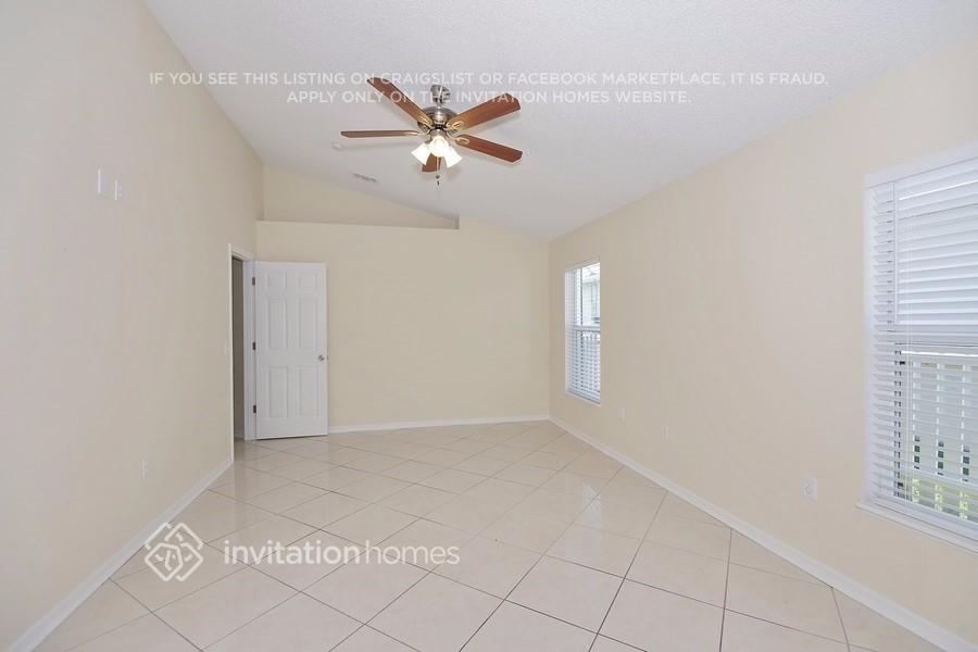 Building Photo - 820 Brightview Dr