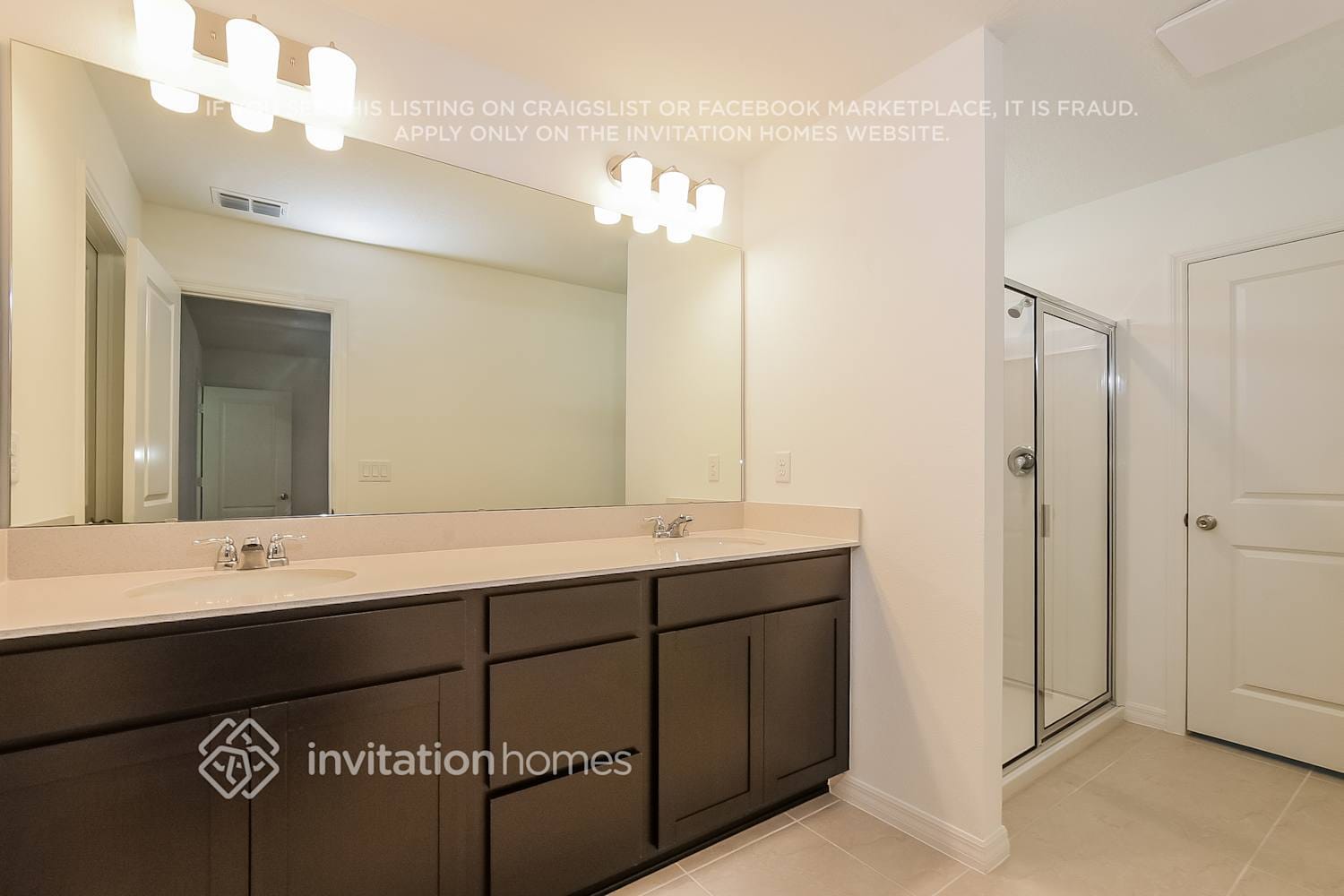 Building Photo - 5802 Sagebrush Aly