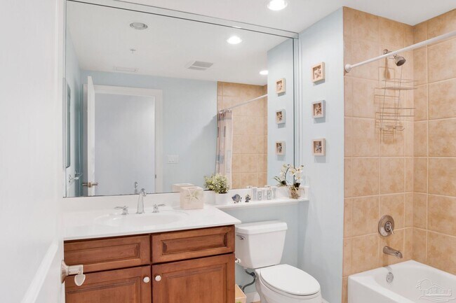 Building Photo - 616 Lost Key Dr