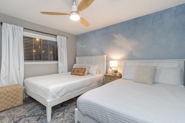 Building Photo - 9605 129th Ave