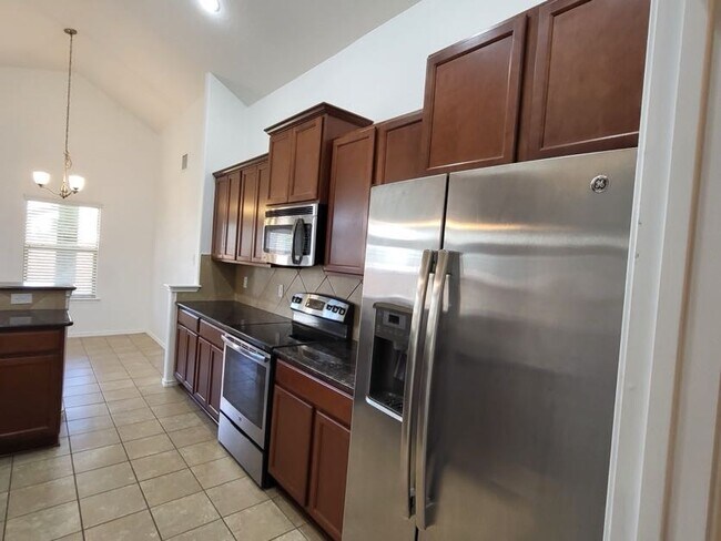 Building Photo - 6709 Mustang Creek Rd