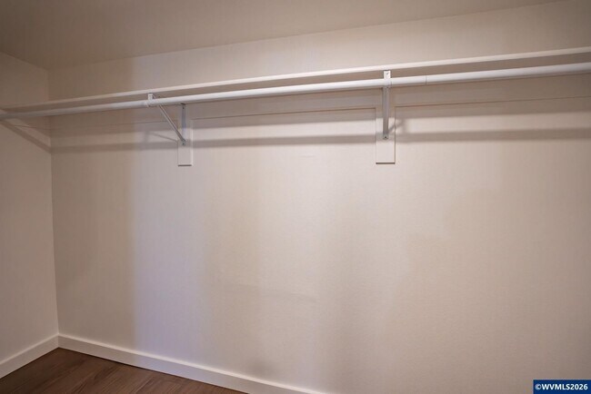 Building Photo - Fully Remodeled 2 Bedroom on a corner lot!