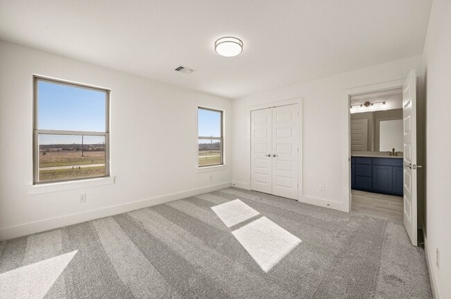 Building Photo - 2629 Tanager St