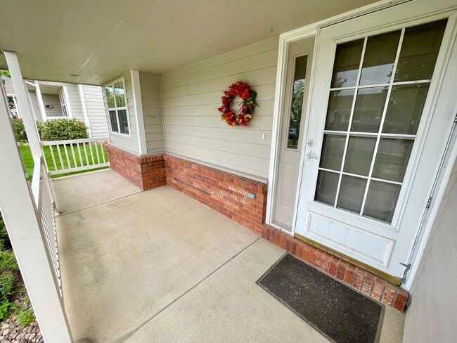 Building Photo - 201 Manor Ct