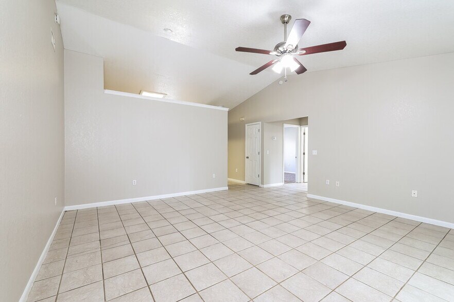 Building Photo - 4209 Natchez Trace Dr