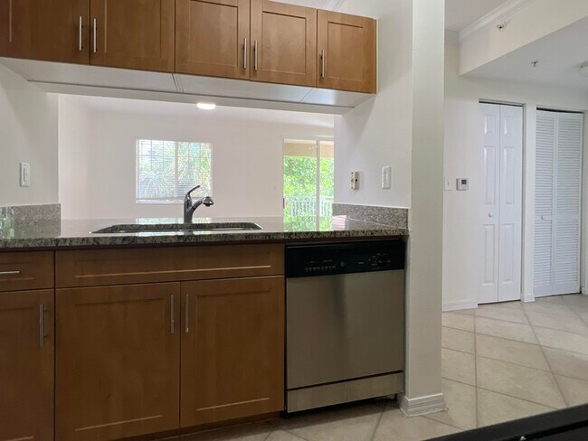 Building Photo - 6410 Emerald Dunes Dr