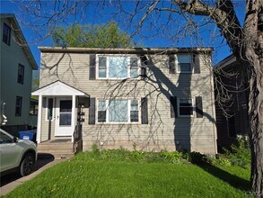 Building Photo - 202 Stafford Ave